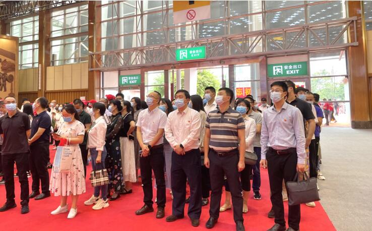 365速发国际集团组织旅行四川省庆祝中国共产党建设100周年主题展览